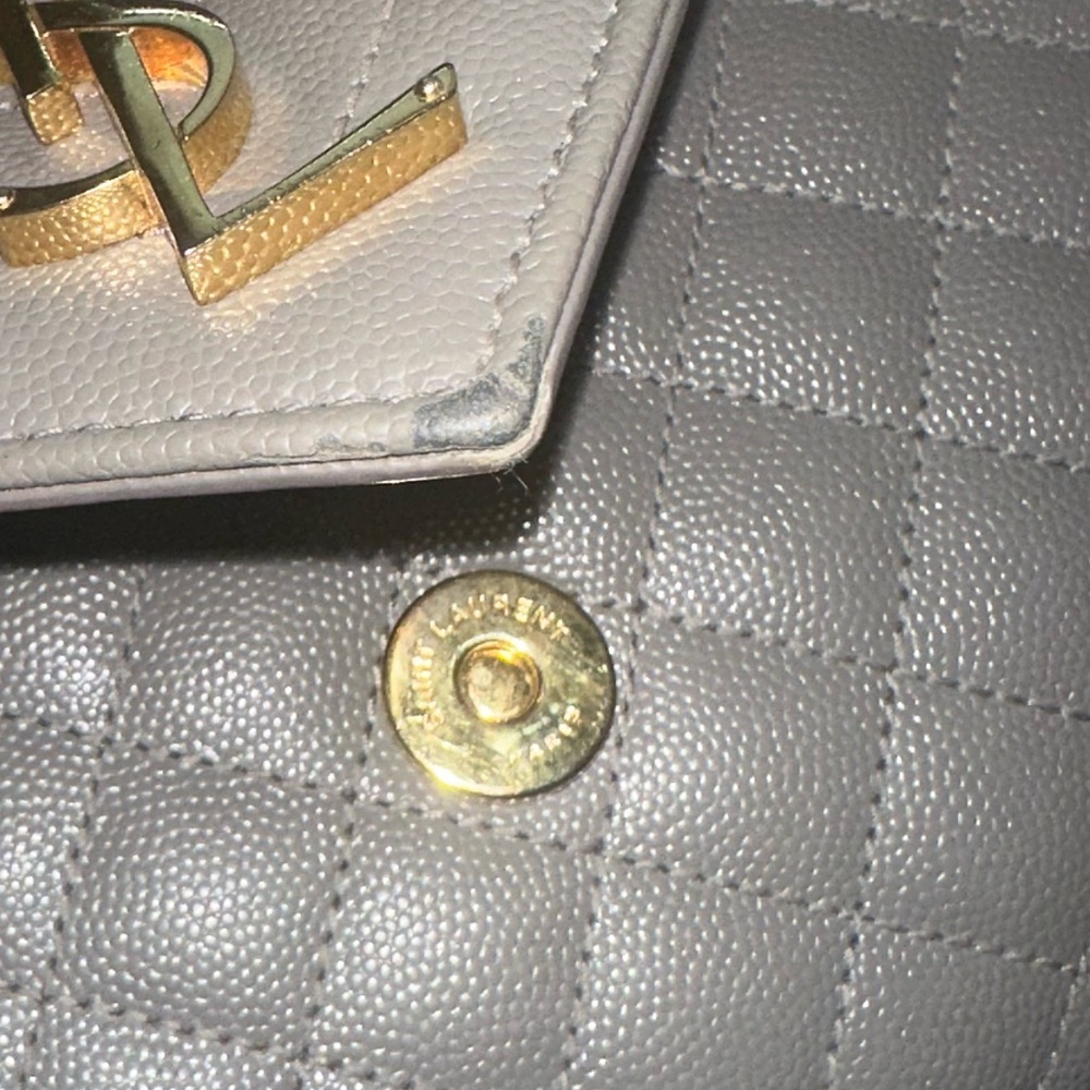 Yves Saint Laurent Gray Quilted Leather Chain Bag - Picture 9 of 16